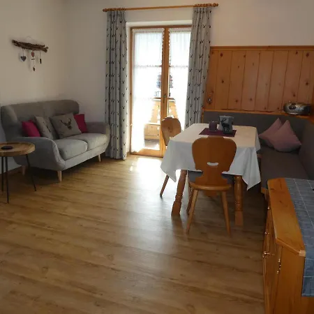 Apartamento Gaestehaus Bergblick *