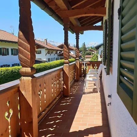 Gaestehaus Bergblick Apartamento Wallgau