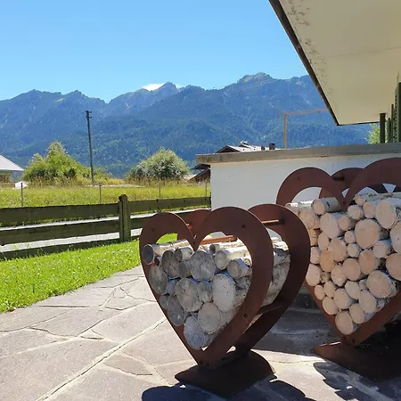 Gaestehaus Bergblick 아파트