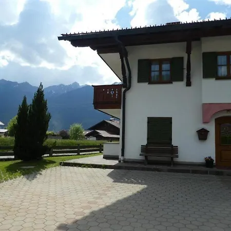 アパート Gaestehaus Bergblick